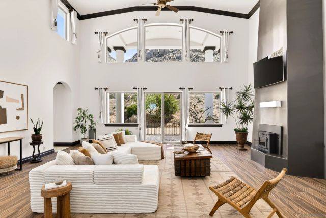 8022 Wesley Rd, Joshua Tree, CA 92252