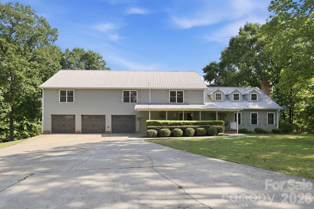 1916 Mcintyre Road, Wingate, NC 28174