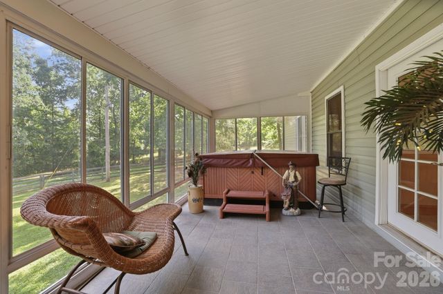 1916 Mcintyre Road, Wingate, NC 28174