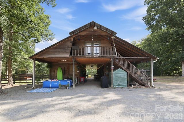 1916 Mcintyre Road, Wingate, NC 28174