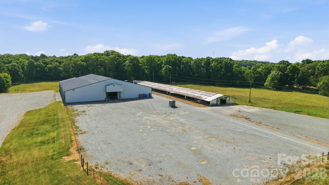 1916 Mcintyre Road, Wingate, NC 28174