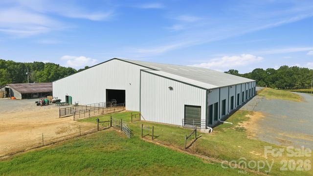 1916 Mcintyre Road, Wingate, NC 28174