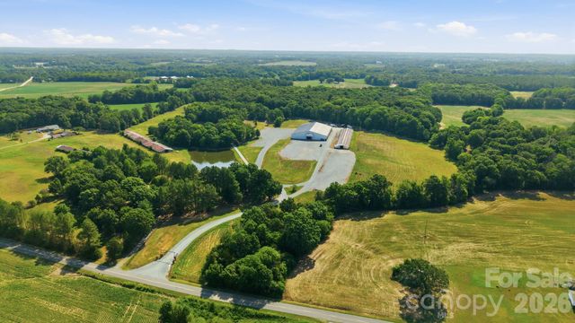 1916 Mcintyre Road, Wingate, NC 28174