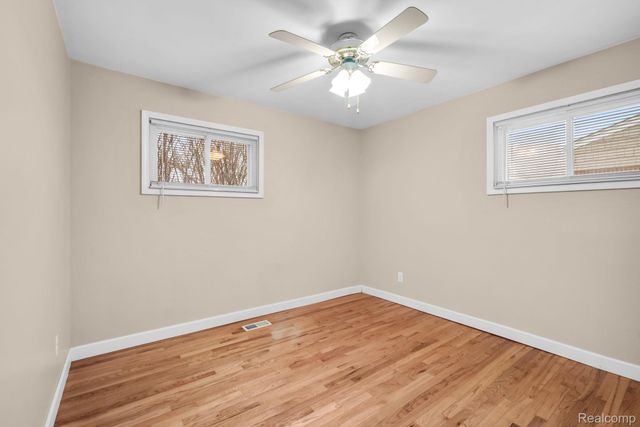 6842 Bison Street, Westland, MI 48185