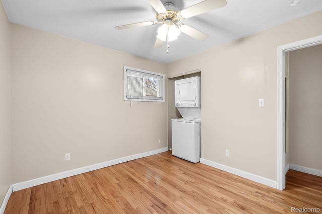 6842 Bison Street, Westland, MI 48185