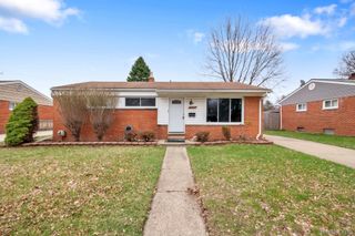 6842 Bison Street, Westland, MI 48185