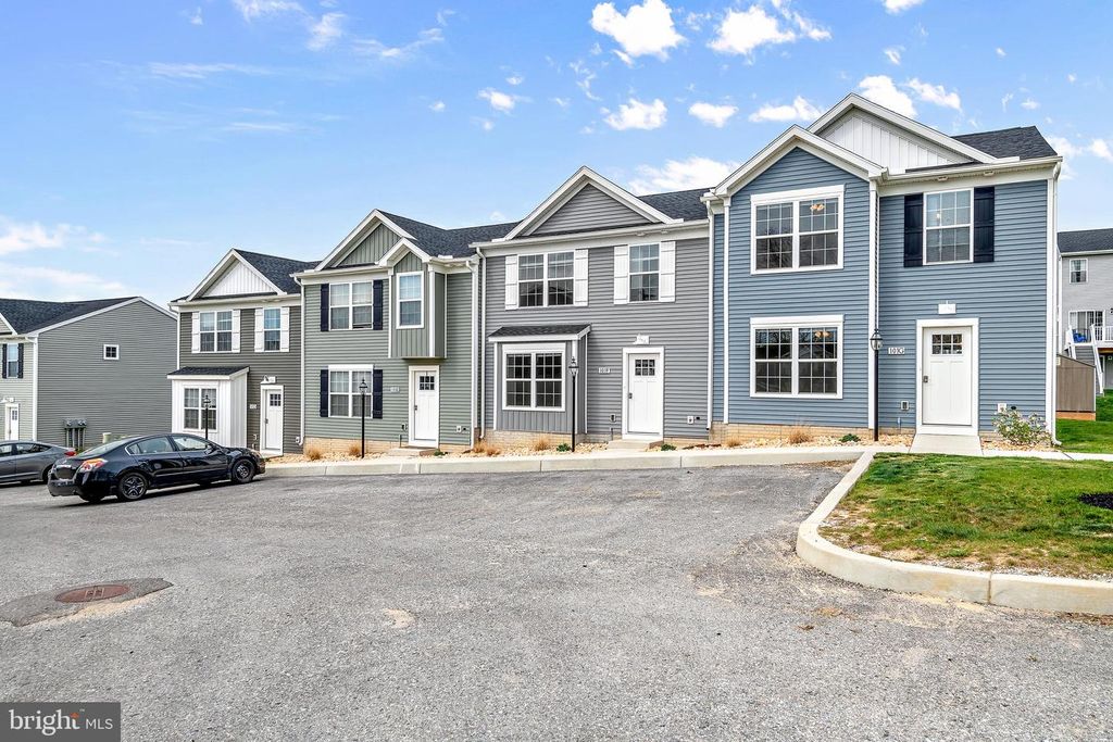 449 PELETON STREET, Hagerstown, MD 21740