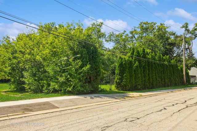 315 W Johnson Street, Palatine, IL 60067