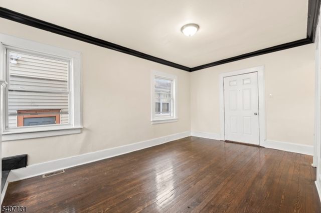 162 Columbia Ave, Newark City, NJ 07106