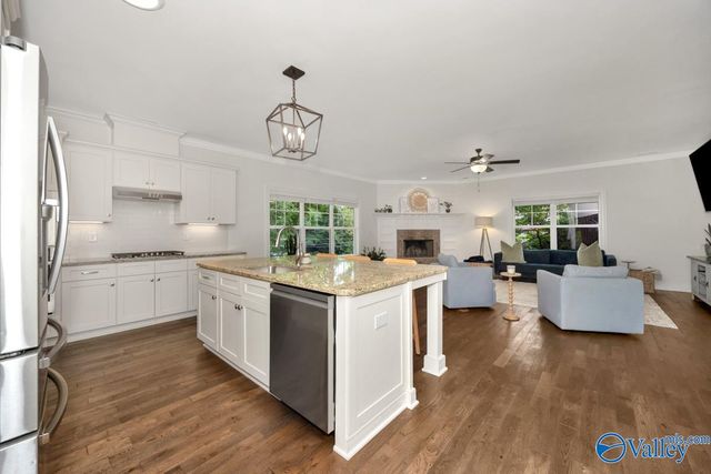 1301 Highland Avenue, Huntsville, AL 35801