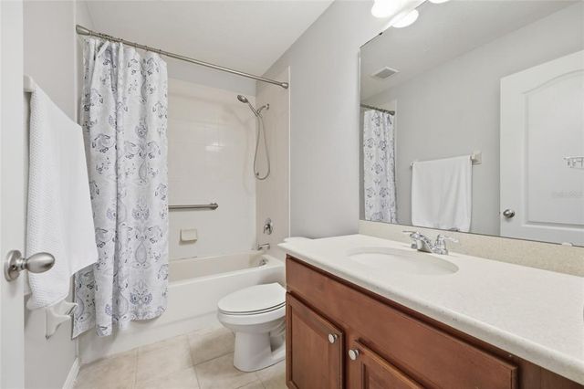 9117 OAK COMMONS WAY, Orlando, FL 32832
