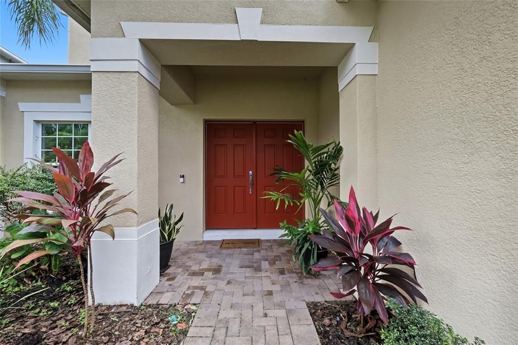 Image 3 of property listing at 9117 OAK COMMONS WAY, Orlando, FL 32832