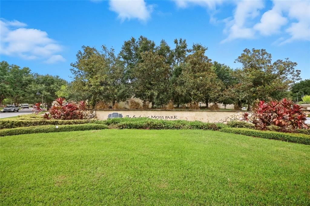 Image 40 of property listing at 9117 OAK COMMONS WAY, Orlando, FL 32832