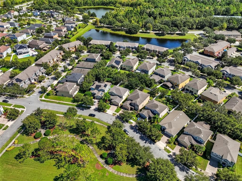 Image 45 of property listing at 9117 OAK COMMONS WAY, Orlando, FL 32832