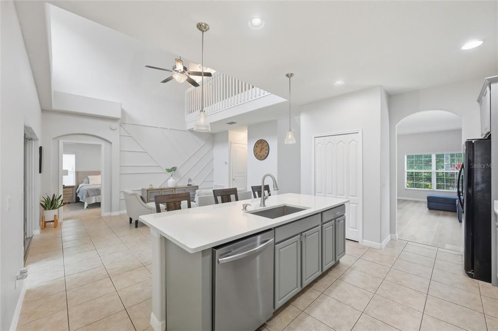 Image 9 of property listing at 9117 OAK COMMONS WAY, Orlando, FL 32832
