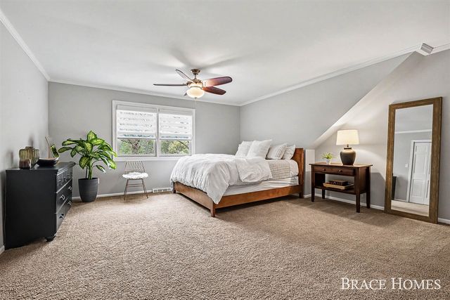 2793 Cascade Springs Drive, Grand Rapids, MI 49546