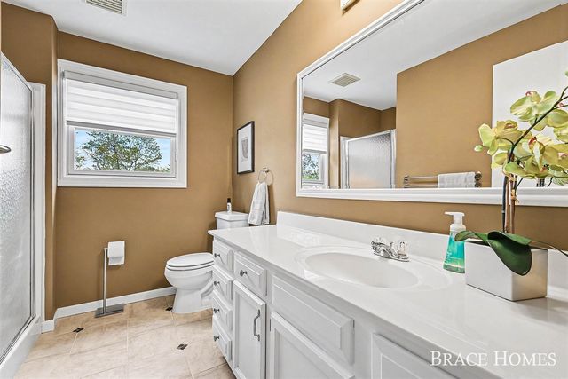 2793 Cascade Springs Drive, Grand Rapids, MI 49546