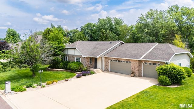 104 CONAGHAN Drive, Groveland, IL 61535