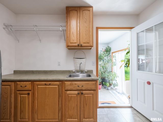 104 CONAGHAN Drive, Groveland, IL 61535