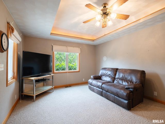 104 CONAGHAN Drive, Groveland, IL 61535