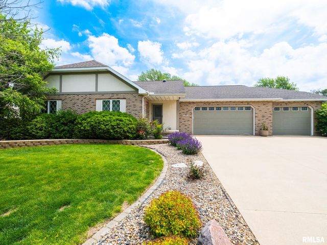 104 CONAGHAN Drive, Groveland, IL 61535