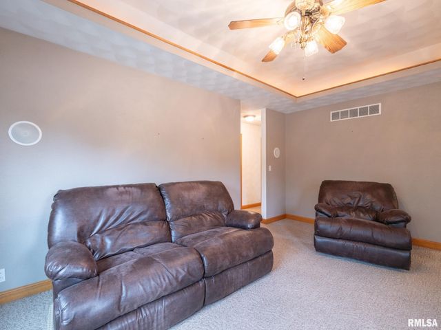 104 CONAGHAN Drive, Groveland, IL 61535