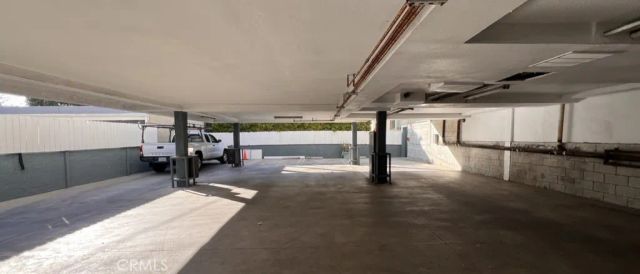 1143 Wilcox Place North, Hollywood, CA 90038
