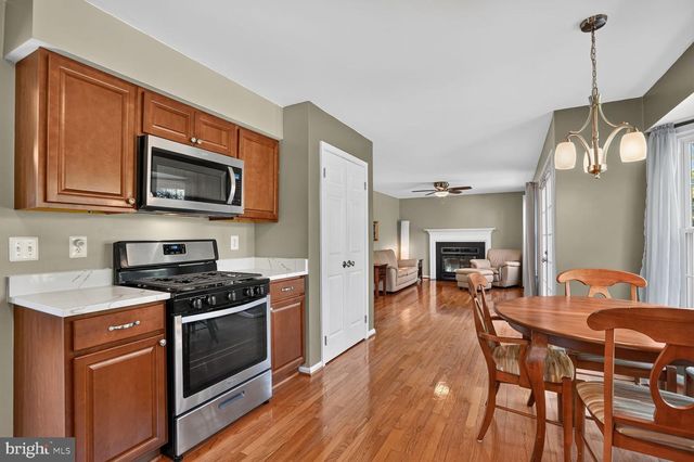 13178 LADYBANK LN, Herndon, VA 20171