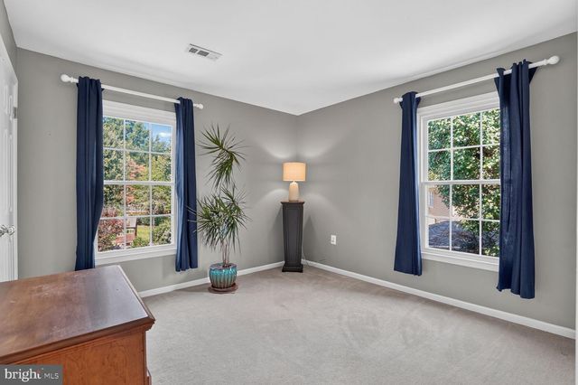 13178 LADYBANK LN, Herndon, VA 20171