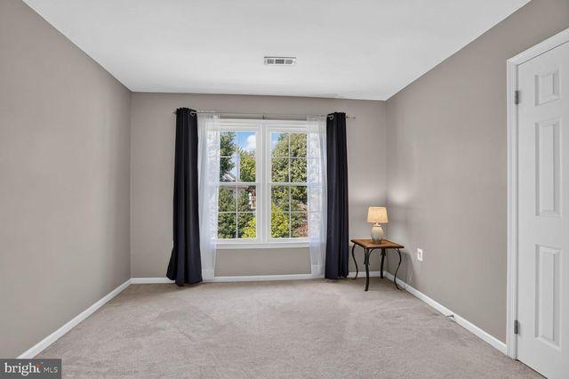 13178 LADYBANK LN, Herndon, VA 20171
