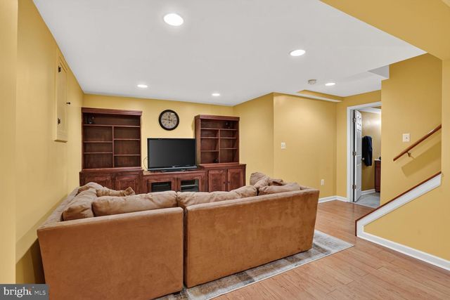 13178 LADYBANK LN, Herndon, VA 20171
