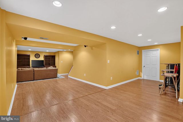 13178 LADYBANK LN, Herndon, VA 20171