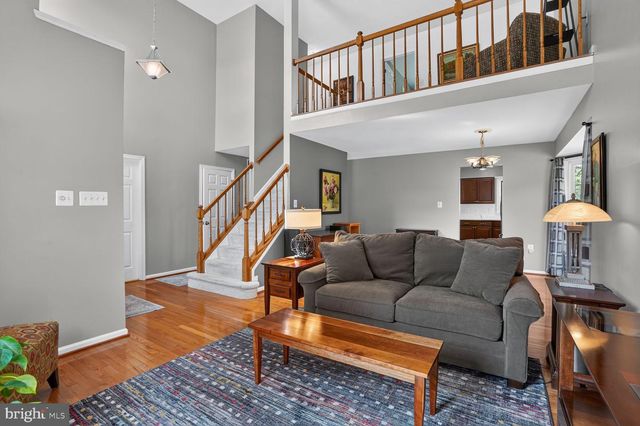 13178 LADYBANK LN, Herndon, VA 20171