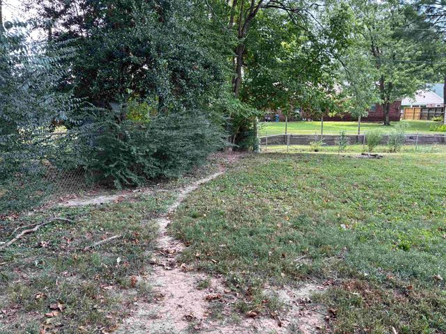 7277 N JUANA DR, Millington, TN 38053