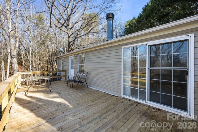 102 Scotts Cove Road, Nebo, NC 28761