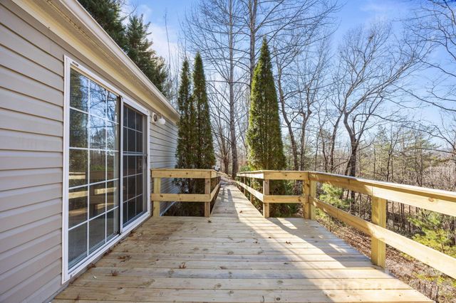 102 Scotts Cove Road, Nebo, NC 28761