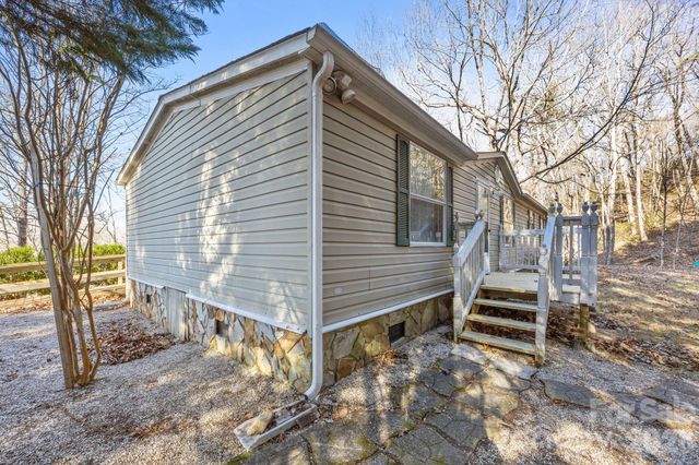 102 Scotts Cove Road, Nebo, NC 28761