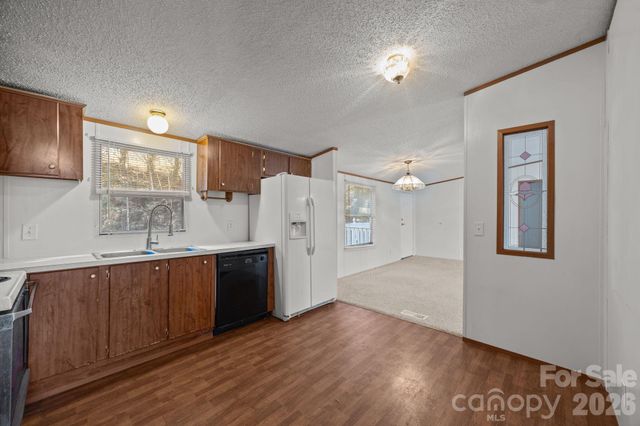 102 Scotts Cove Road, Nebo, NC 28761