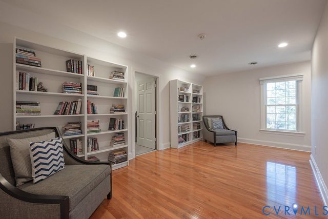 12206 Country Hills Ter, Glen Allen, VA 23059