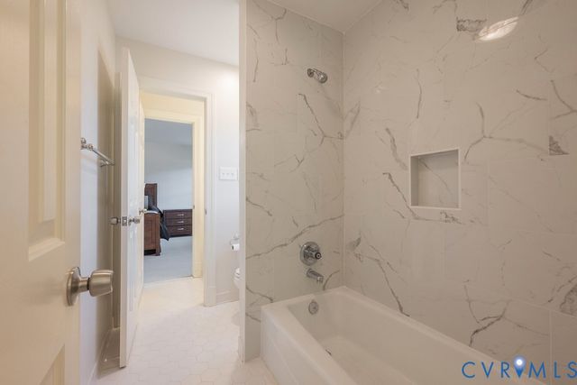 12206 Country Hills Ter, Glen Allen, VA 23059