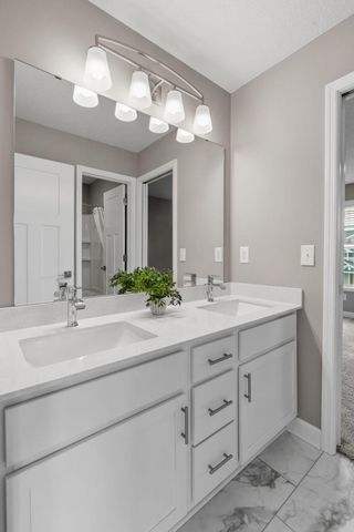 14781 109th Avenue N, Maple Grove, MN 55369