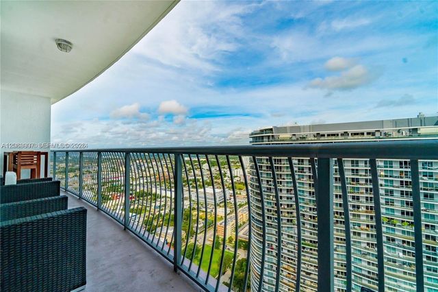 1750 N Bayshore Dr 5505, Miami, FL 33132