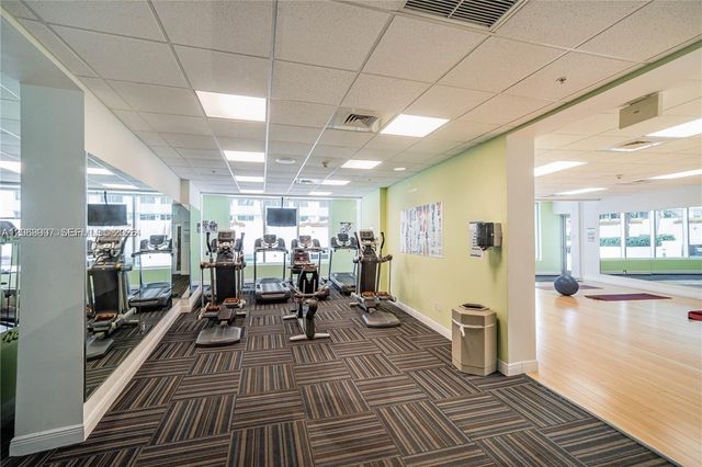1750 N Bayshore Dr 5505, Miami, FL 33132