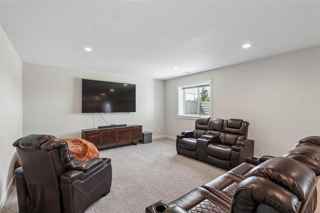 1602 Mulberry Street, Granger, IA 50109
