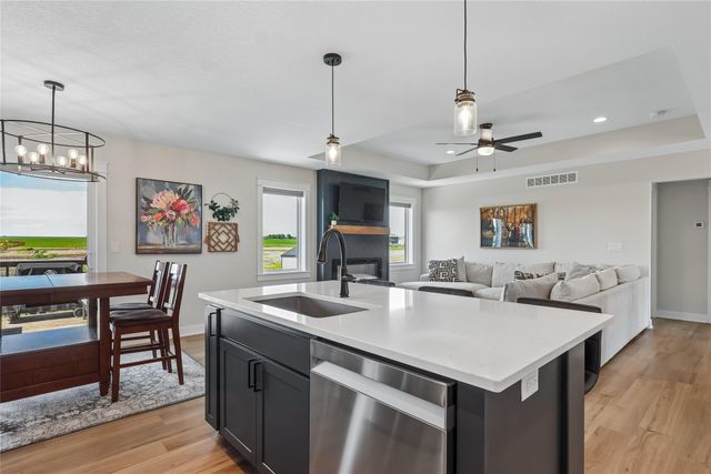 1602 Mulberry Street, Granger, IA 50109