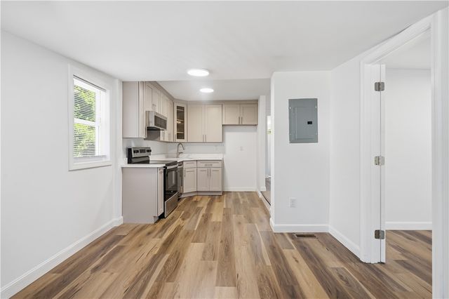45 Marine Avenue, Warwick, RI 02888