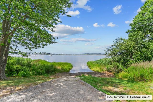 45 Marine Avenue, Warwick, RI 02888