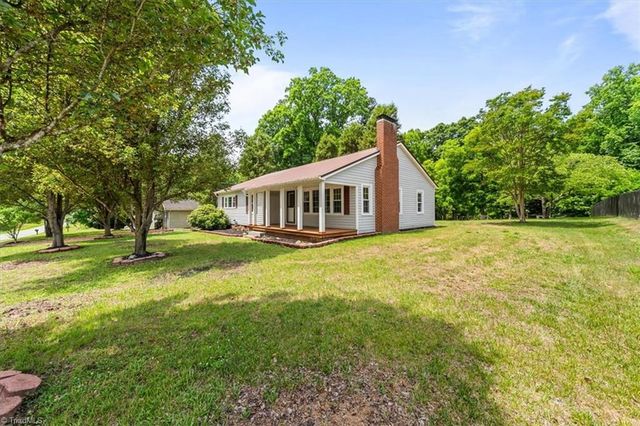 1720 Fisher Ferry Street, Thomasville, NC 27360