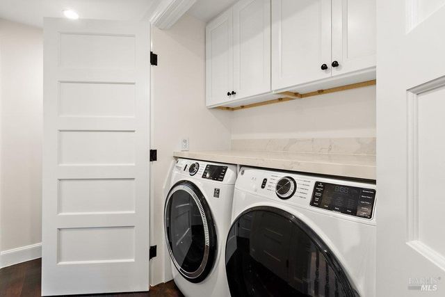 321 Alexander St, Crockett, CA 94525