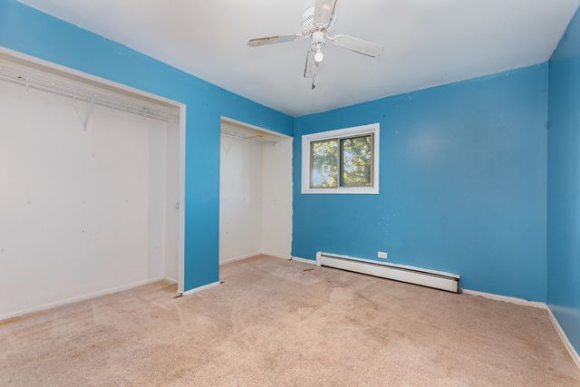 5740 Concord Lane 12, Clarendon Hills, IL 60514